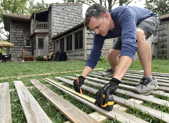 Sustainable /COPYRIGHT RESTRICTED